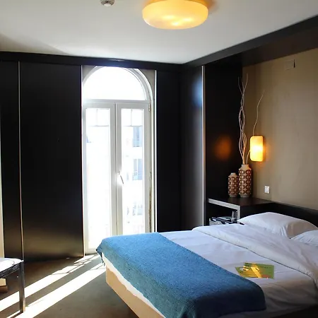 Expo Astoria מלון