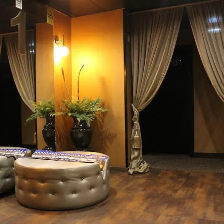 Hotel Expo Astoria 3*