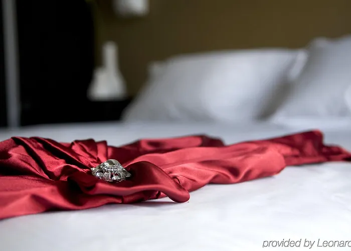 Hotel Expo Astoria 3*